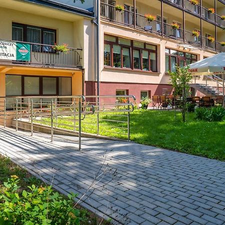 Hotel Gromada Medical Spa Busko-Zdrój Kültér fotó