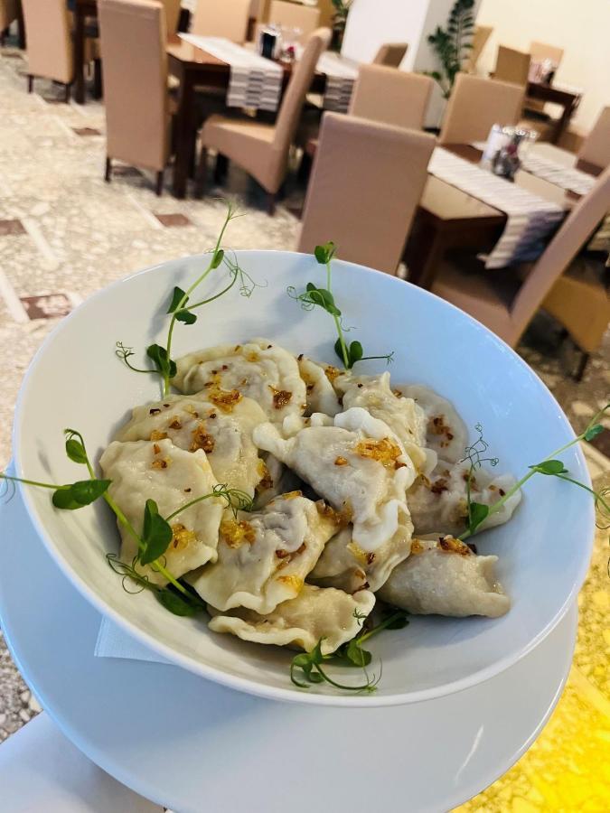 Hotel Gromada Medical Spa Busko-Zdrój Kültér fotó