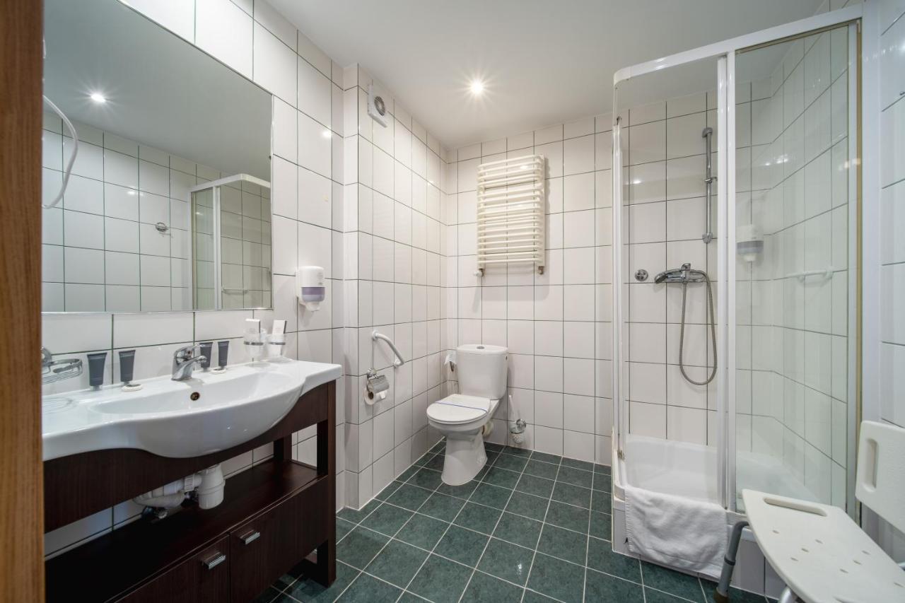 Hotel Gromada Medical Spa Busko-Zdrój Kültér fotó