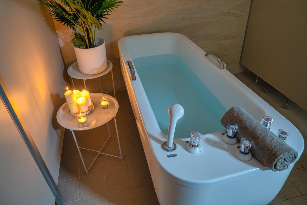 Hotel Gromada Medical Spa Busko-Zdrój Kültér fotó