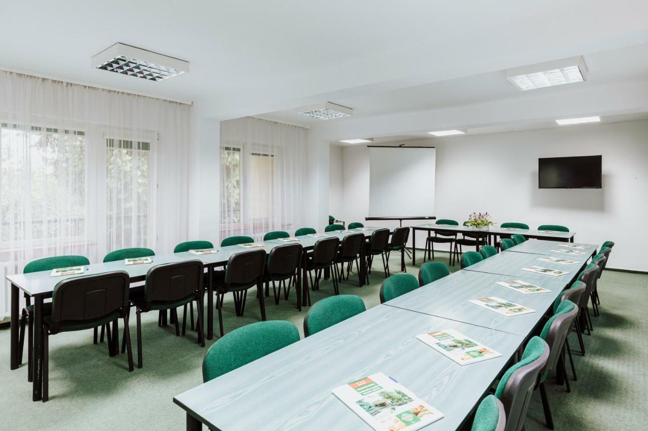 Hotel Gromada Medical Spa Busko-Zdrój Kültér fotó